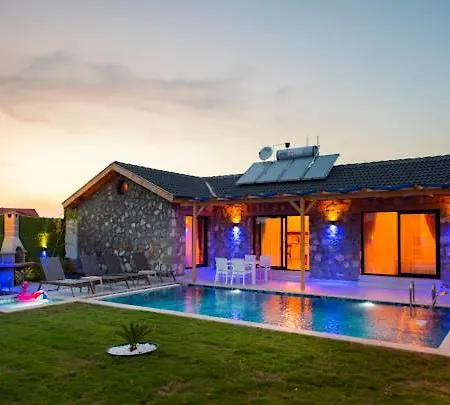 Yigit & Ege & Yagiz - Happy Villalari Villa *